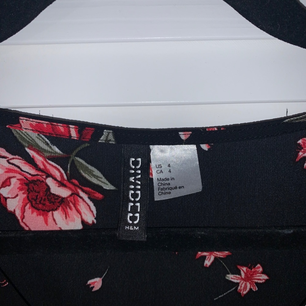 Bottom Up Dress - Picture 3 of 4